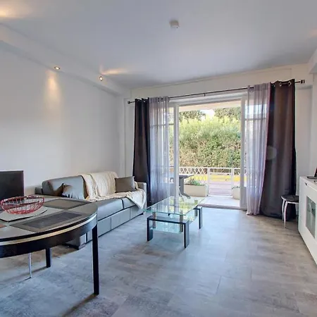 T2 Climatise A Proximite Immediate Des Plages De Les Pins Apartment Juan-les-Pins